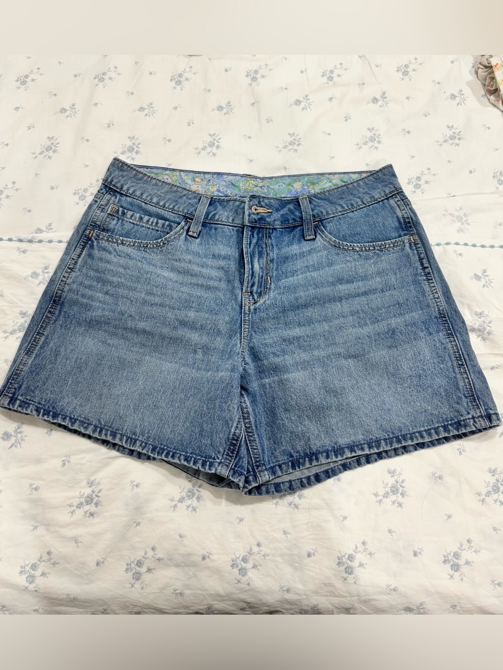 Hollister low rise Light Blue Denim Shorts